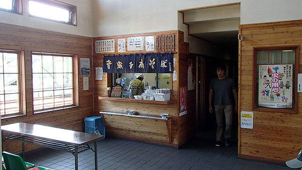 音威子府の駅の蕎麦屋さん